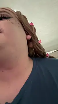 Redvelvett22 online show from October 26, 8:38 pm