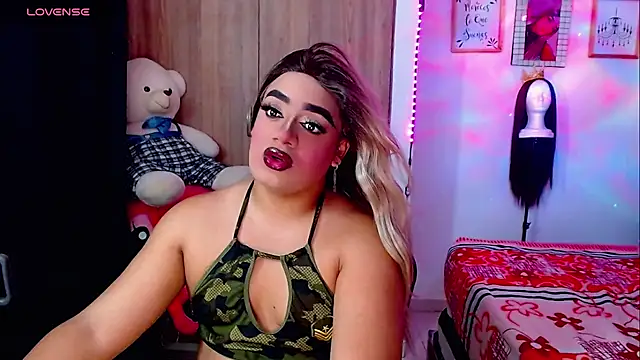 Sofiabigcock22 online show from February 20, 12:39 am