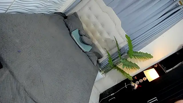 UnforgetableAsianCock online show from January 8, 4:27 am