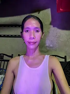 bellaUtops online show from April 8, 3:02 pm