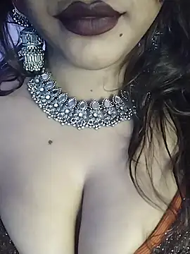 SEXYY TRANSY WITH GIRL online show from February 5, 8:58 pm