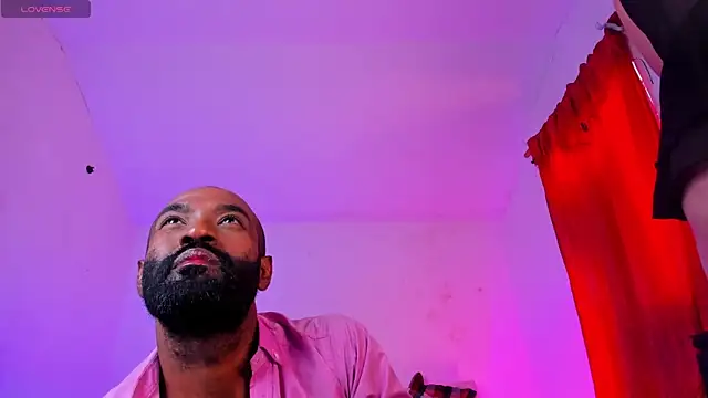 Benedict Malik online show from November 26, 3:47 pm