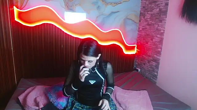 madalia303av online show from November 13, 10:17 pm