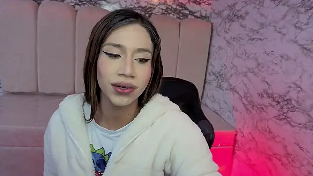 Evy Luxx v online show from December 22, 3:55 am