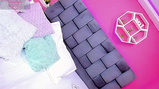 Keysprincess online show from April 17, 9:49 pm