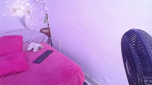 ariadna 07  online show from November 27, 9:27 pm