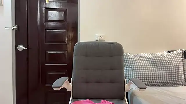 naugtysweetmargo69 online show from April 4, 12:52 am