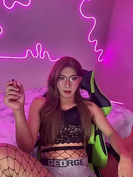  CandyTwink  online show from April 9, 10:10 am