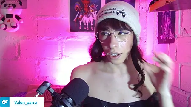 kattycat   online show from December 3, 2:49 am