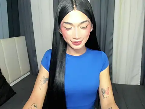 FyangFoxx online show from April 15, 7:41 pm