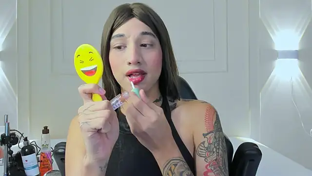 tammy bensom1 online show from March 12, 2:33 pm