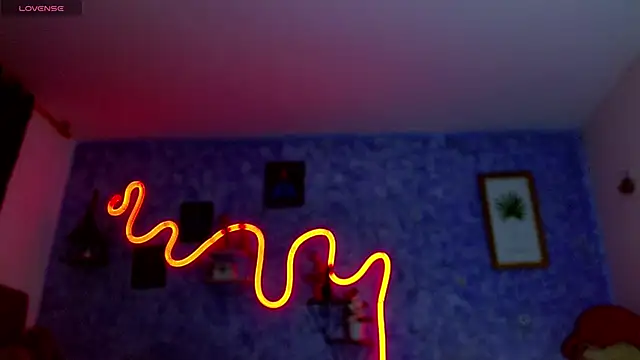 Everlin  Hot  online show from March 12, 4:17 am