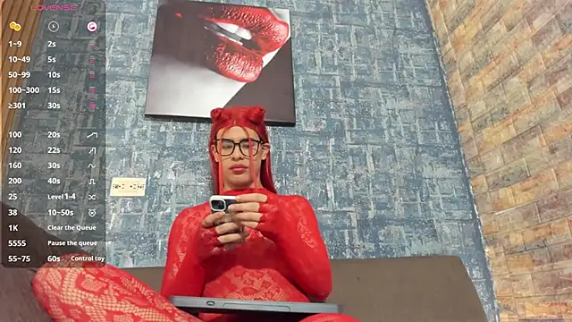 scarlettqueenx online show from February 26, 4:45 pm