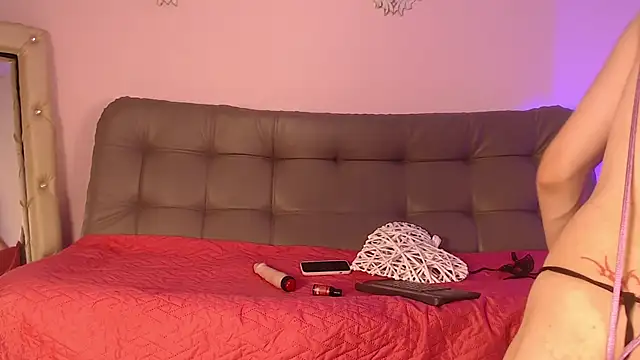 celeste sky0 online show from February 21, 12:02 am