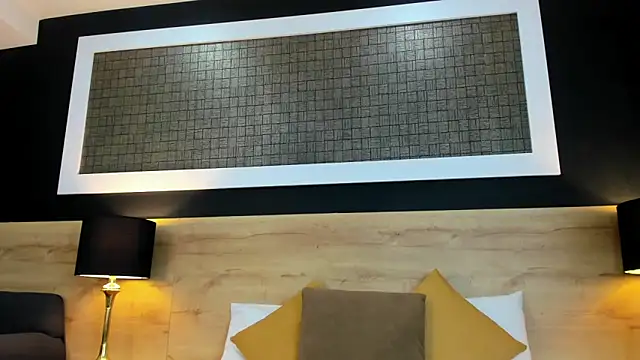 Chloee  Adams online show from March 6, 1:05 pm