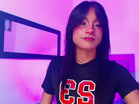 moonlyvelvet online show from March 20, 1:01 pm