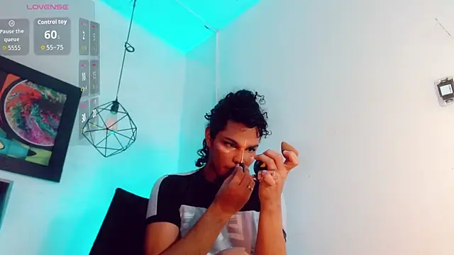 Zonce shimer online show from February 25, 3:44 am