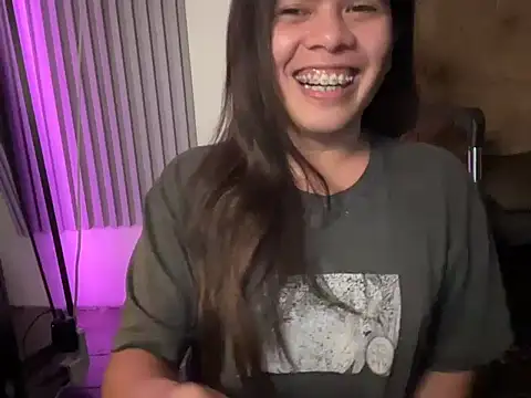 Mooree naba online show from October 23, 11:03 am