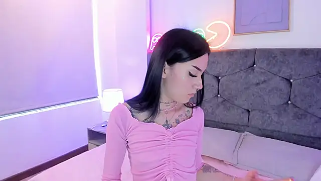 Megan Morphy online show from March 22, 2:22 pm