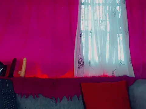 DeboraGill online show from April 16, 9:15 pm