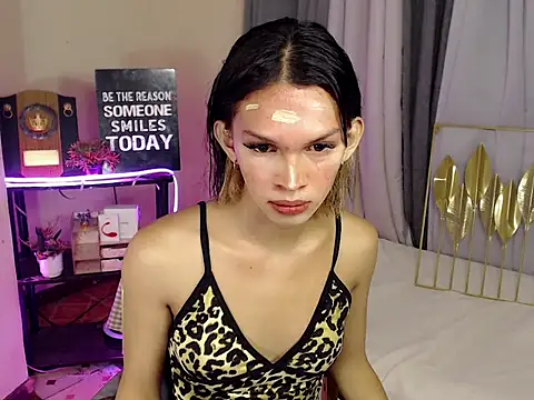 GoddessHugeCock online show from February 20, 5:25 am