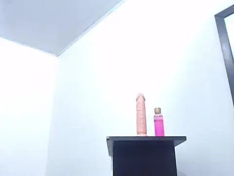 cellesthee online show from February 25, 10:58 pm