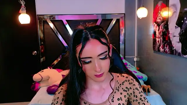 Ivony Giselle online show from March 8, 2:04 am