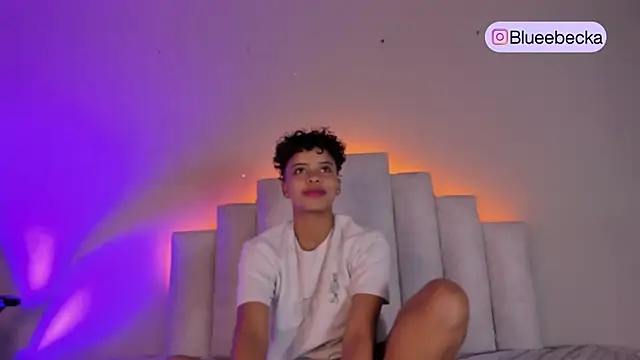 BeckaBlue online show from July 18, 1:40 pm