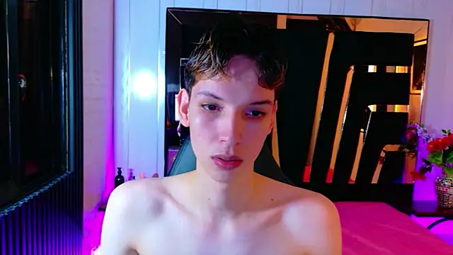 Stefany PiInk online show from March 26, 12:20 pm