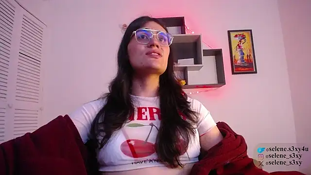 selene cutie online show from March 20, 12:22 am