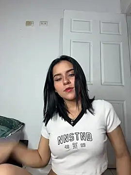 Trixie pop online show from March 28, 12:01 am