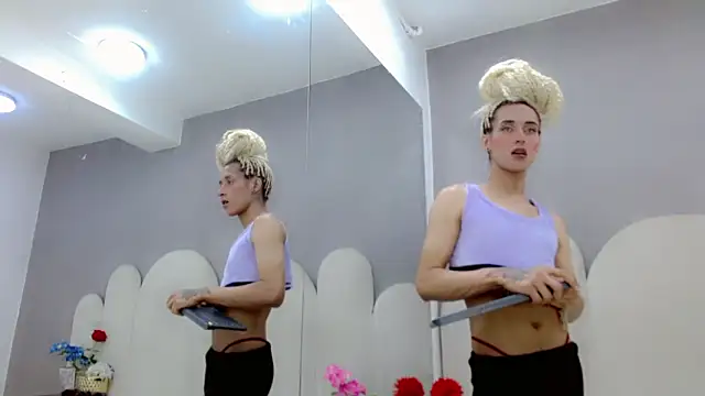 samantha bliss24 online show from March 27, 7:04 pm