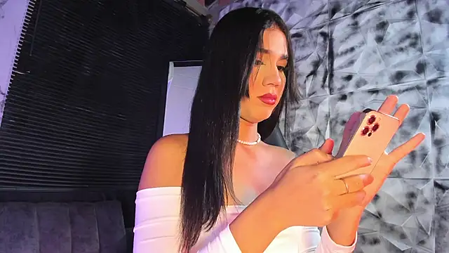 Majo Sweett online show from May 22, 2:29 am