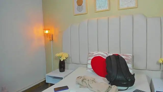 Sara Hanks online show from April 9, 2:12 pm