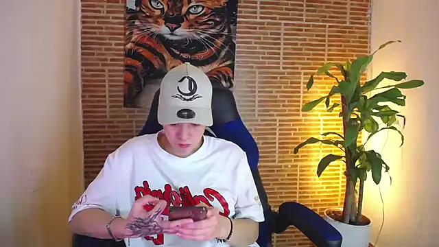 Asher addamss  online show from July 23, 3:48 am
