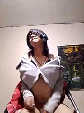 Liil bunny online show from May 18, 8:53 am