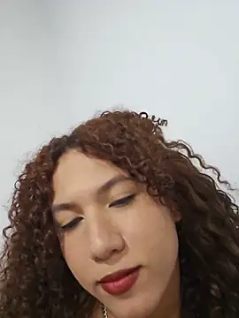 lilith isabella25 online show from June 2, 12:45 am