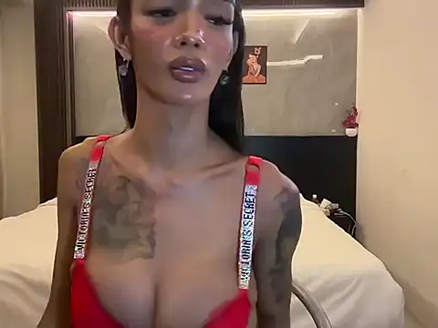 asiancumreloader online show from June 19, 12:31 pm
