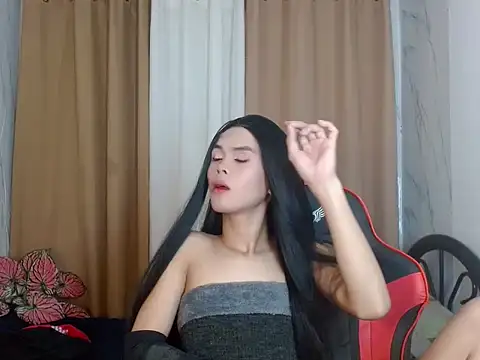 forthydoll online show from June 27, 4:02 pm