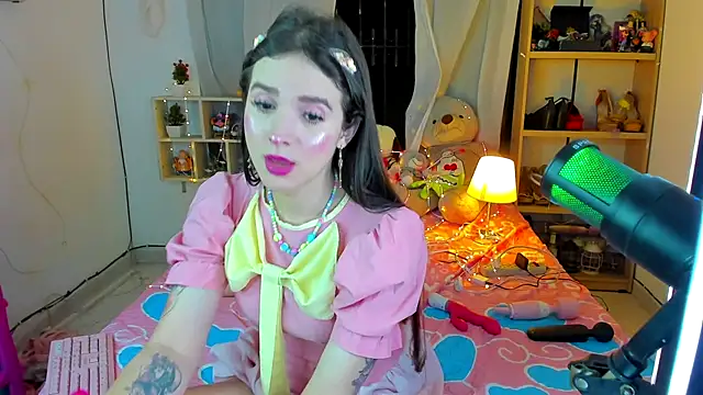 Cristina Garcia online show from July 7, 12:57 am