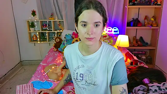 Cristina Garcia online show from July 14, 4:28 am