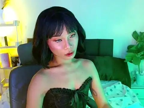 carol1n online show from July 15, 6:18 am