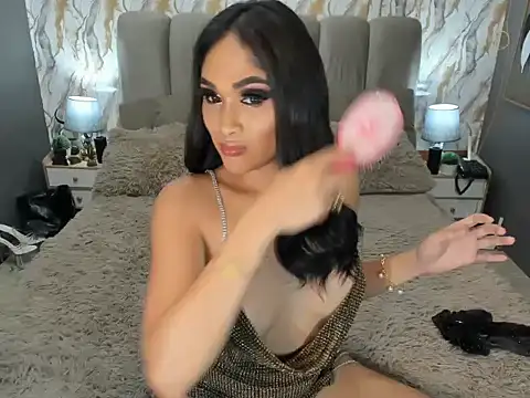 LegendaryNicole online show from September 19, 7:14 am