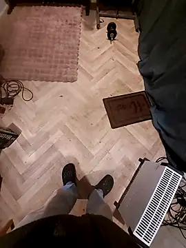 realeasy1 online show from November 23, 10:45 pm