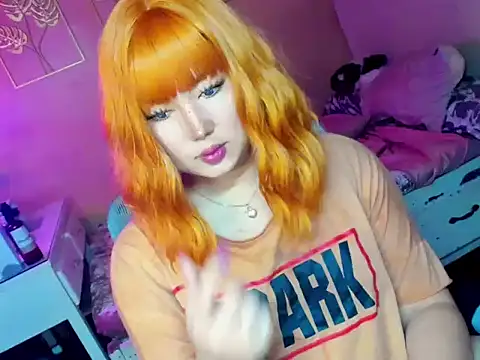 HOTnWILDalice online show from October 11, 8:49 am