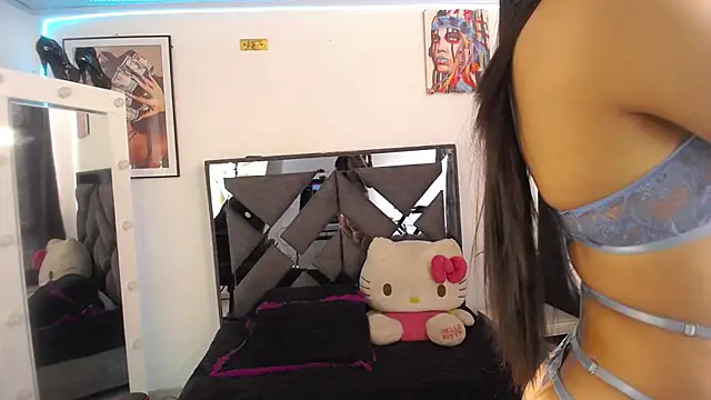 Salo hot04 online show from October 12, 9:39 pm