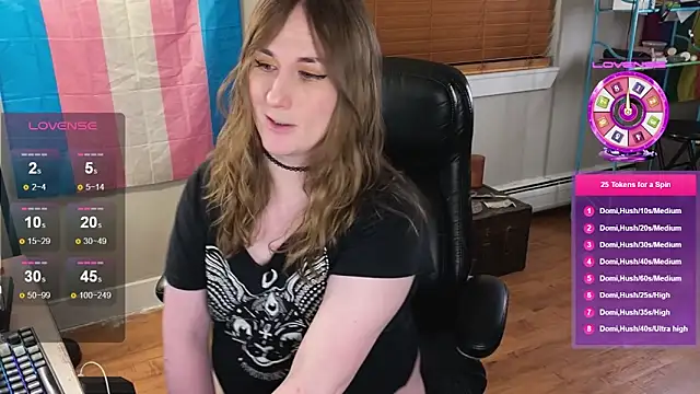 luluvaladon online show from February 20, 4:41 am