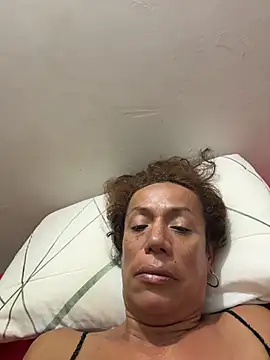 YOURSDEBORA online show from April 22, 1:12 am