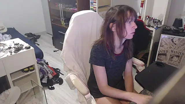 missthon0 online show from April 16, 11:11 am