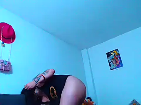 MARIANAWEED online show from December 18, 4:45 pm